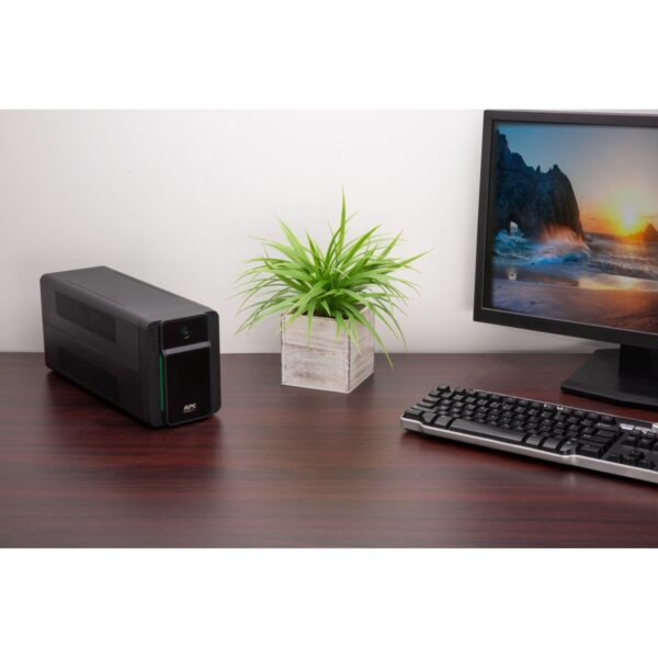 APC EASY UPS 900VA, 230V, AVR, UNIVERSAL SOCKETS - Imagen 4
